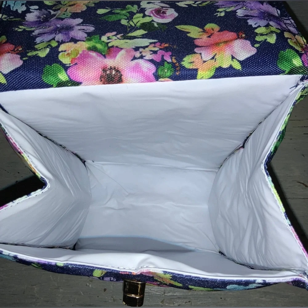 Picket Fence Floral Insulated Cooler Lunch‎ Bag with Matching Lanyard NWT